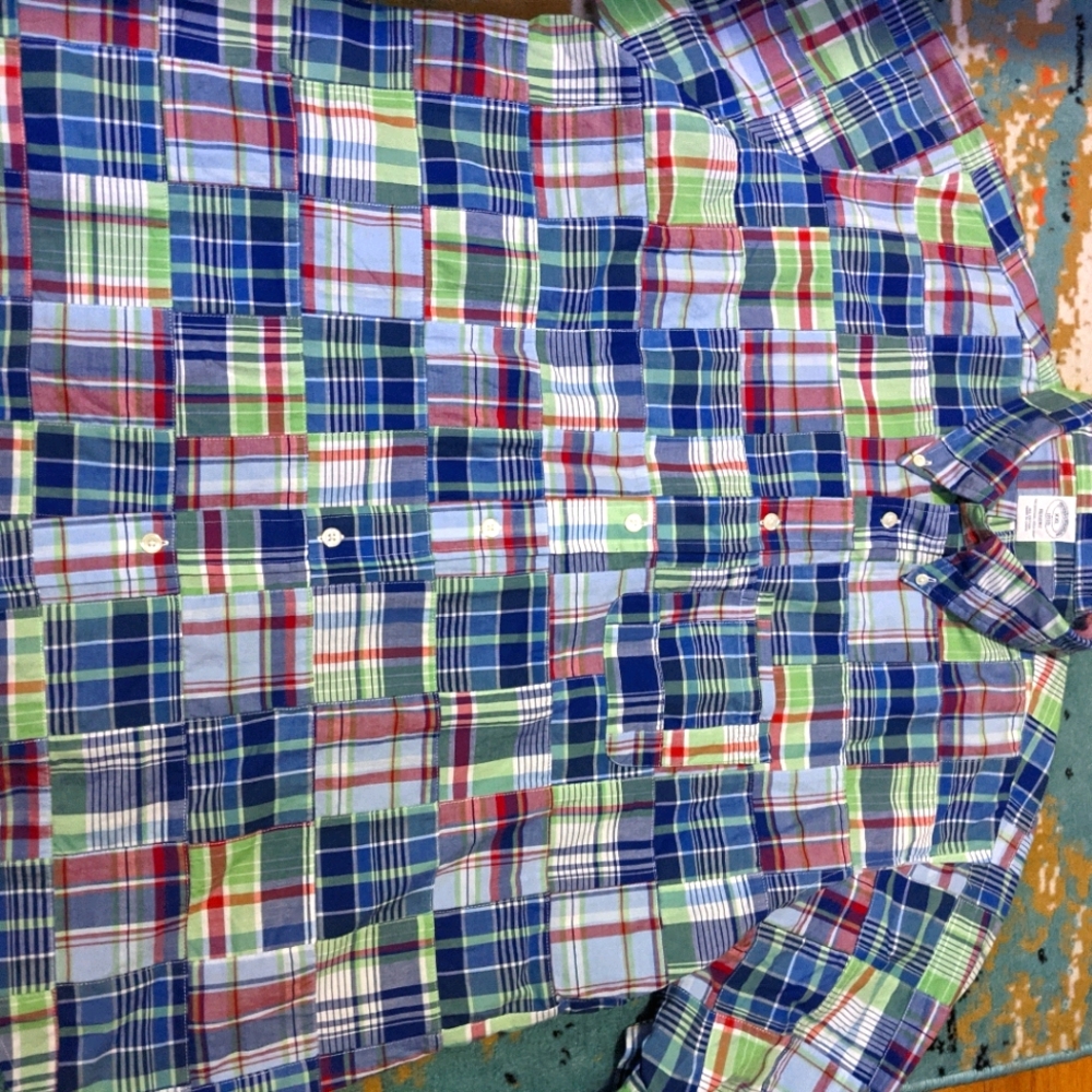 SOLD Mens short short sleeve shirt